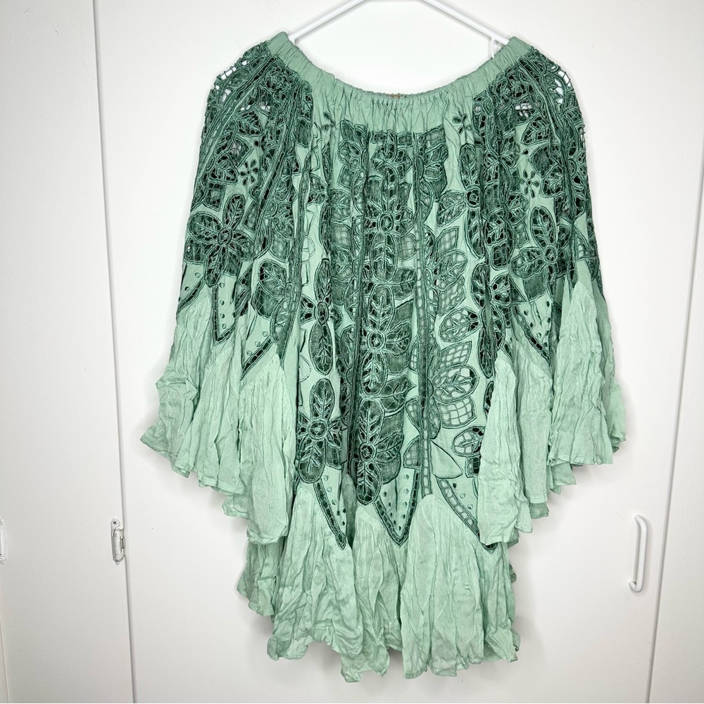 NWT FREE PEOPLE Party Daisy Cutwork Ruffle Mini Dress Size XS - Picture 2 of 9